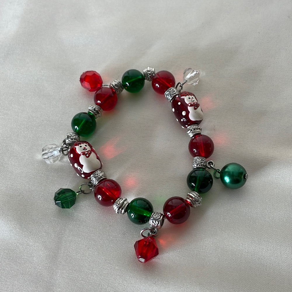 Christmas/Winter theme stretch bracelet